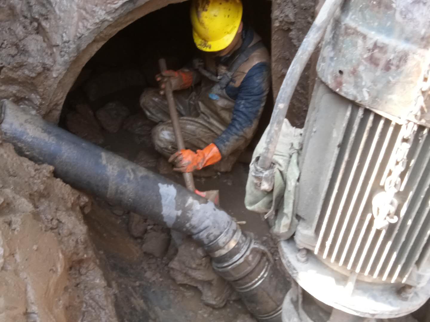 杜尔伯特管道清淤