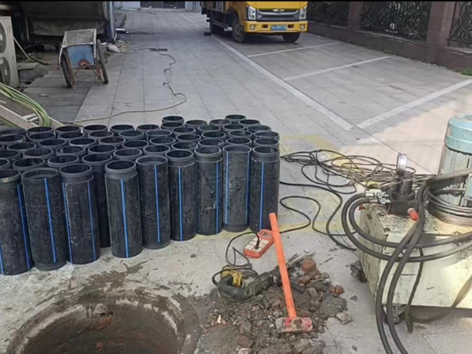 杜尔伯特PE置换管厂家 DN315置换管 非开挖管短管置换